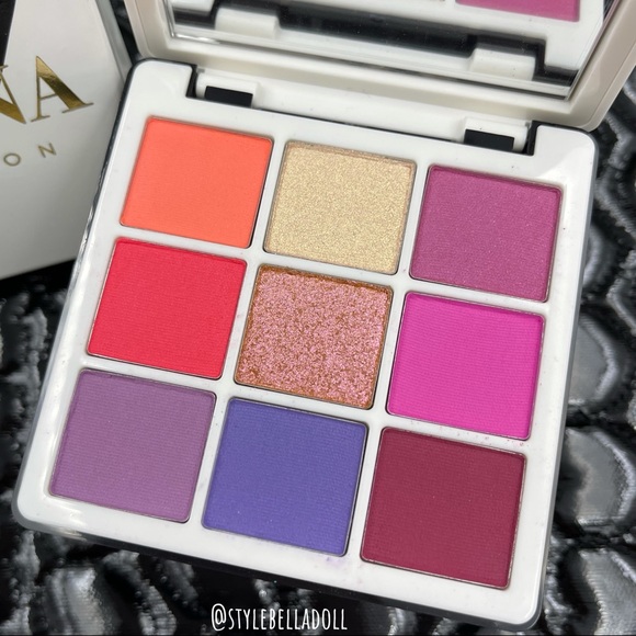 🆕 ABH Mini NORVINA Pro Pigment Eyeshadow Palette Vol. 1 - Picture 13 of 17
